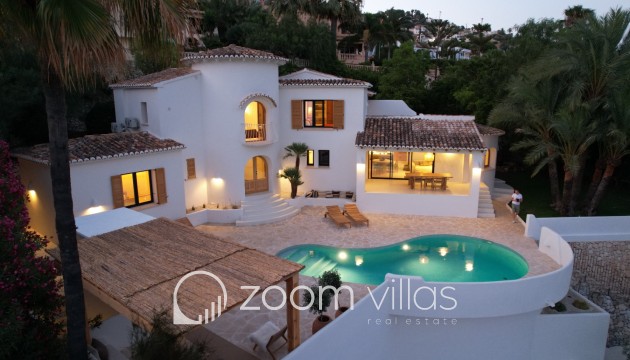 Resale - Villa - Moraira