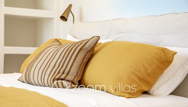 Resale - Villa - Moraira