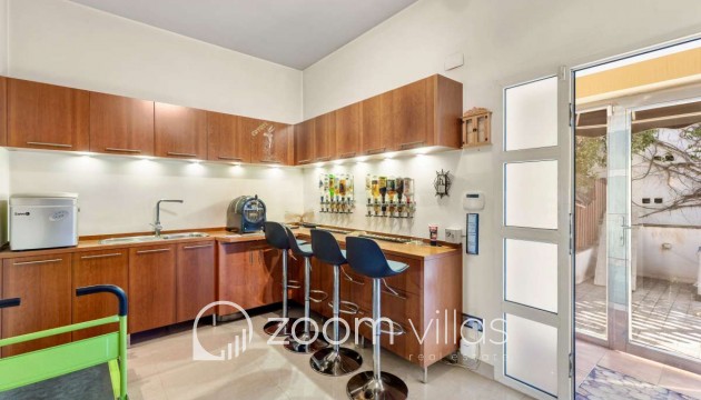 Resale - Villa - Calpe