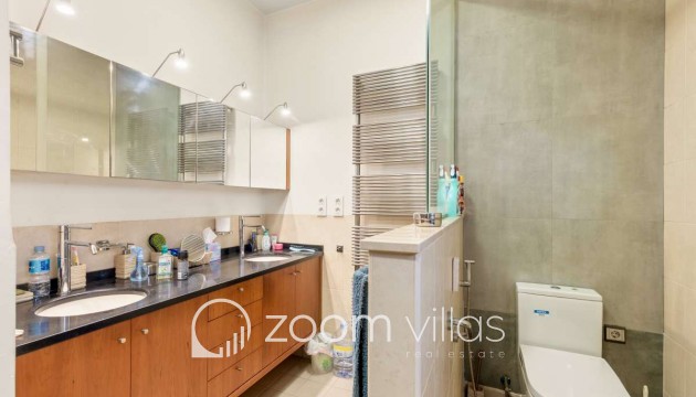 Resale - Villa - Calpe