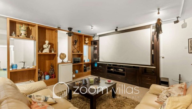 Resale - Villa - Calpe