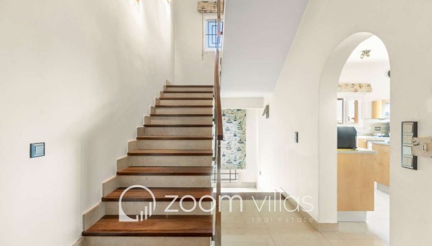 Resale - Villa - Calpe