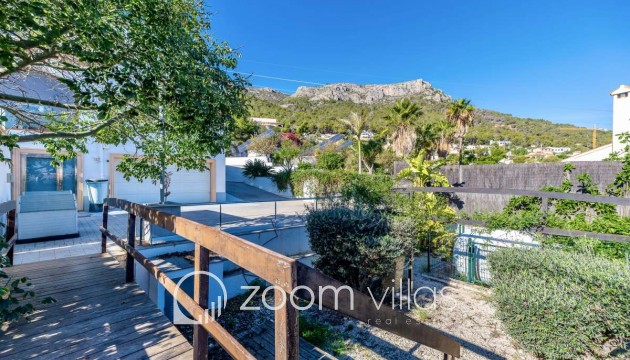 Resale - Villa - Calpe