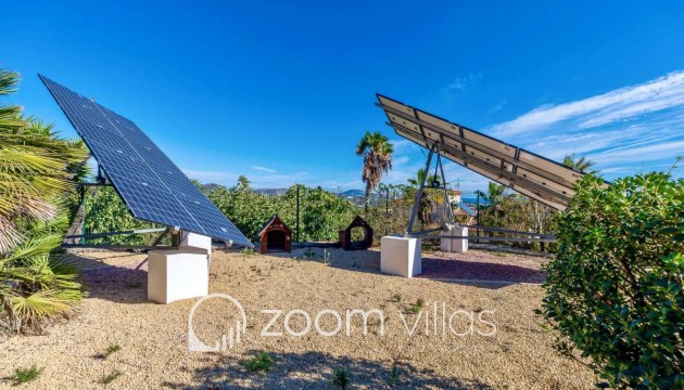 Resale - Villa - Calpe