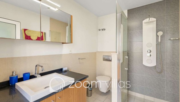 Resale - Villa - Calpe