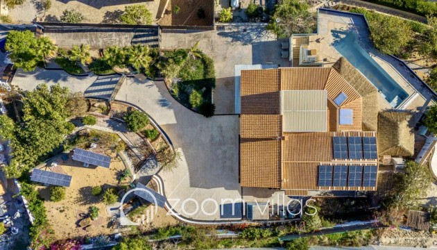 Resale - Villa - Calpe