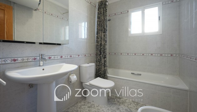 Resale - Villa - Calpe - Partida Les Cucarres