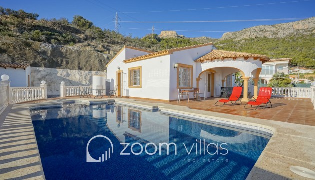 Resale - Villa - Calpe - Partida Les Cucarres