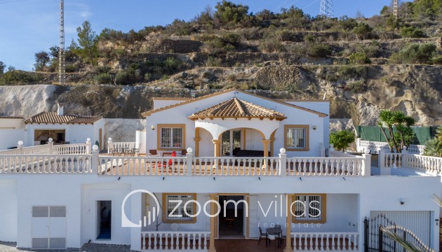 Resale - Villa - Calpe - Partida Les Cucarres