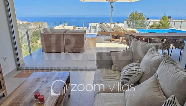 Resale - Villa - Benitachell  - Cumbre del Sol
