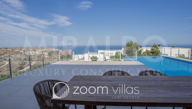 Resale - Villa - Benitachell  - Cumbre del Sol