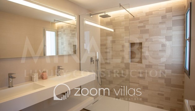 Resale - Villa - Benitachell  - Cumbre del Sol