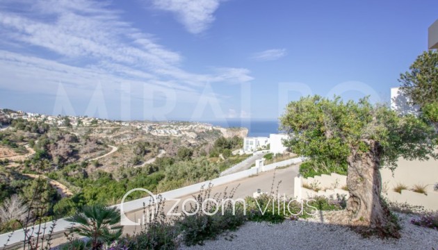 Resale - Villa - Benitachell  - Cumbre del Sol