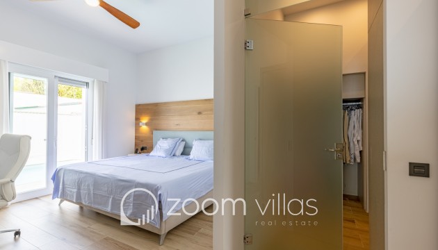 Resale - Villa - Moraira - Center