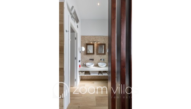 Resale - Villa - Moraira - Center