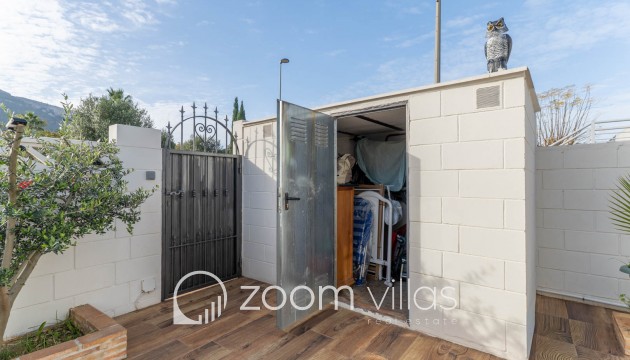 Resale - Villa - Denia