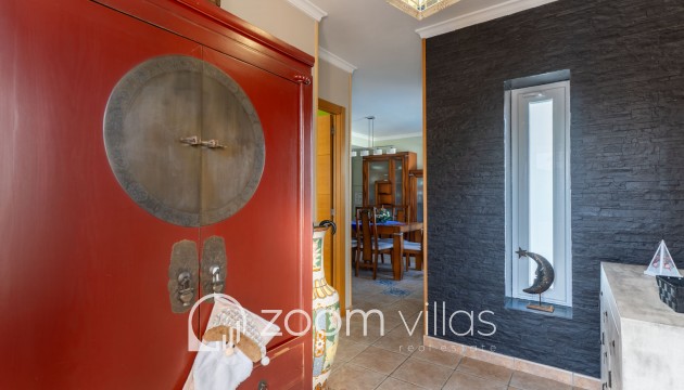 Resale - Villa - Denia