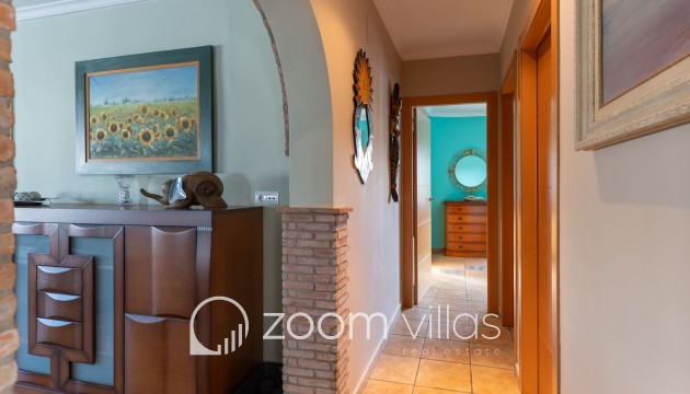 Resale - Villa - Denia