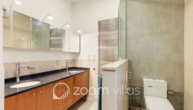 Resale - Villa - Calpe