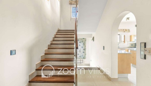 Resale - Villa - Calpe