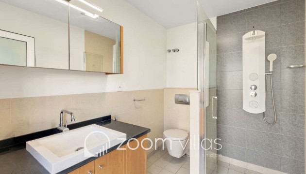 Resale - Villa - Calpe