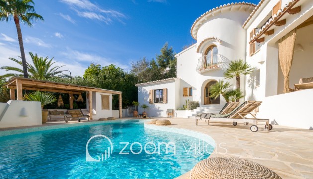 Resale - Villa - Moraira