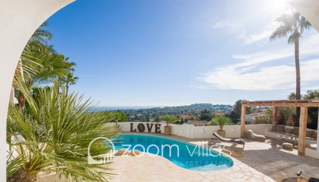 Resale - Villa - Moraira