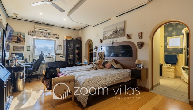 Resale - Villa - Calpe - Partida Les Cucarres