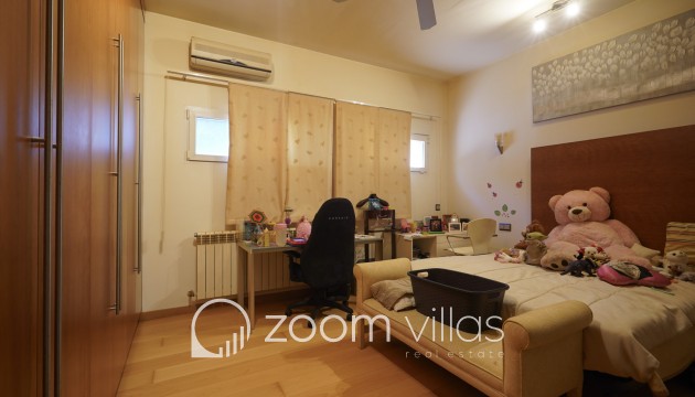 Resale - Villa - Calpe - Partida Les Cucarres