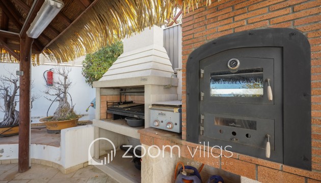 Resale - Villa - Calpe - Partida Les Cucarres