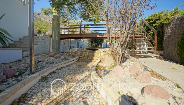 Resale - Villa - Calpe - Partida Les Cucarres