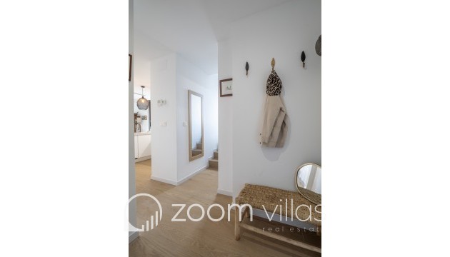 Resale - Apartment - Jávea - El Arenal