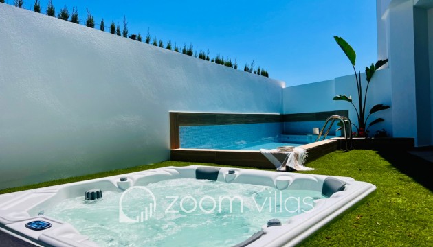 Resale - Villa - Moraira - Pla del mar