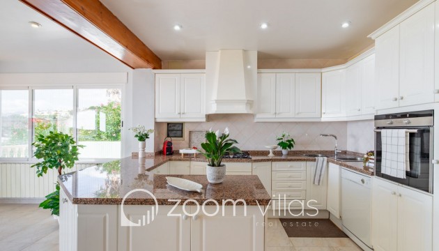 Resale - Villa - Moraira - Benimeit