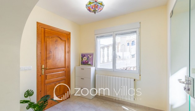 Resale - Villa - Moraira - Benimeit