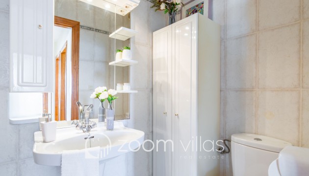 Resale - Villa - Moraira - Benimeit