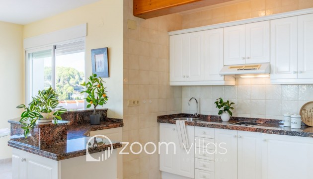 Resale - Villa - Moraira - Benimeit