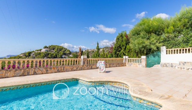 Resale - Villa - Moraira - Benimeit