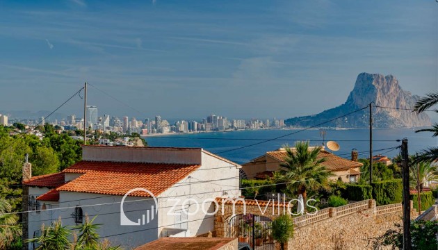 Resale - Villa - Calpe