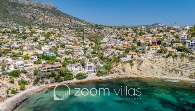 Resale - Villa - Calpe