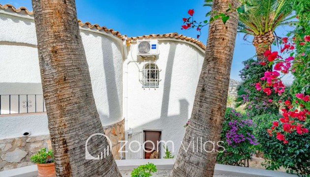 Resale - Villa - Calpe