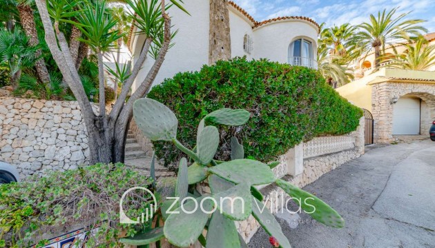 Resale - Villa - Calpe