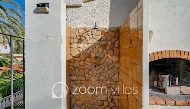 Resale - Villa - Calpe