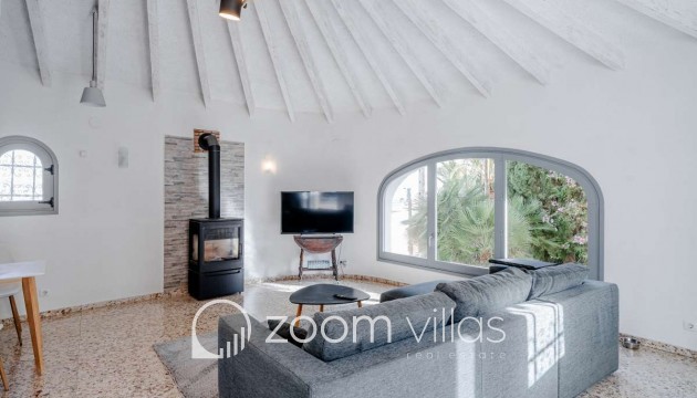 Resale - Villa - Calpe
