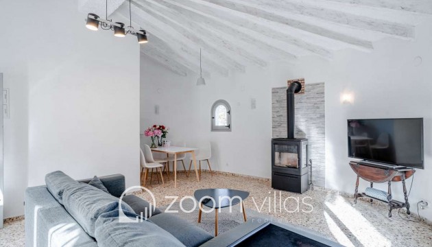 Resale - Villa - Calpe