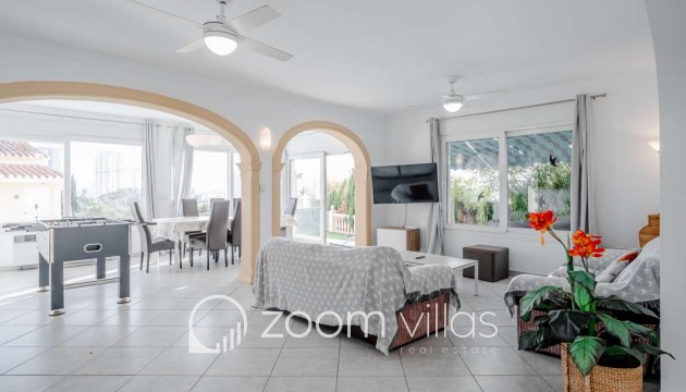 Resale - Villa - Costeres