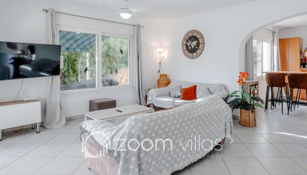 Resale - Villa - Costeres
