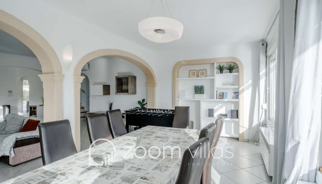 Resale - Villa - Costeres