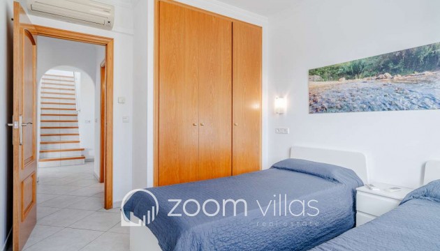 Resale - Villa - Costeres