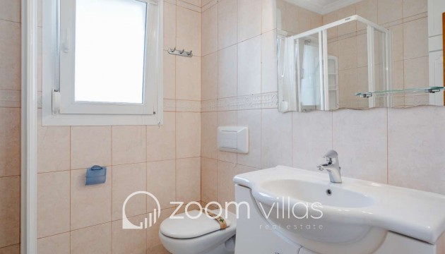 Resale - Villa - Costeres